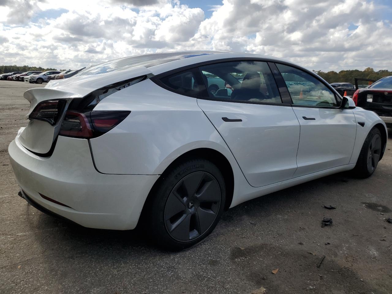 Photo 2 VIN: 5YJ3E1EA8PF542397 - TESLA MODEL 3 