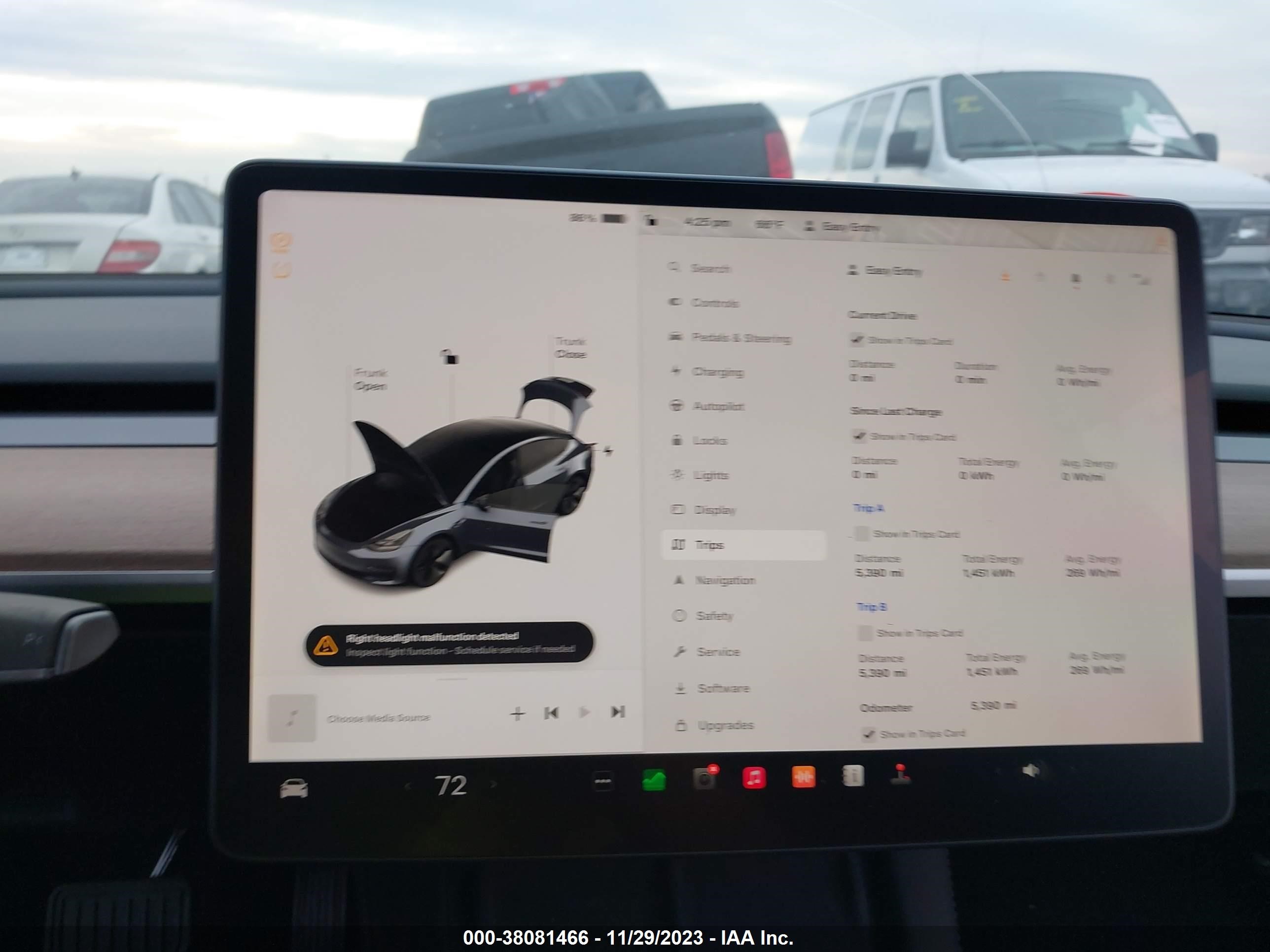 Photo 17 VIN: 5YJ3E1EA8PF542447 - TESLA MODEL 3 