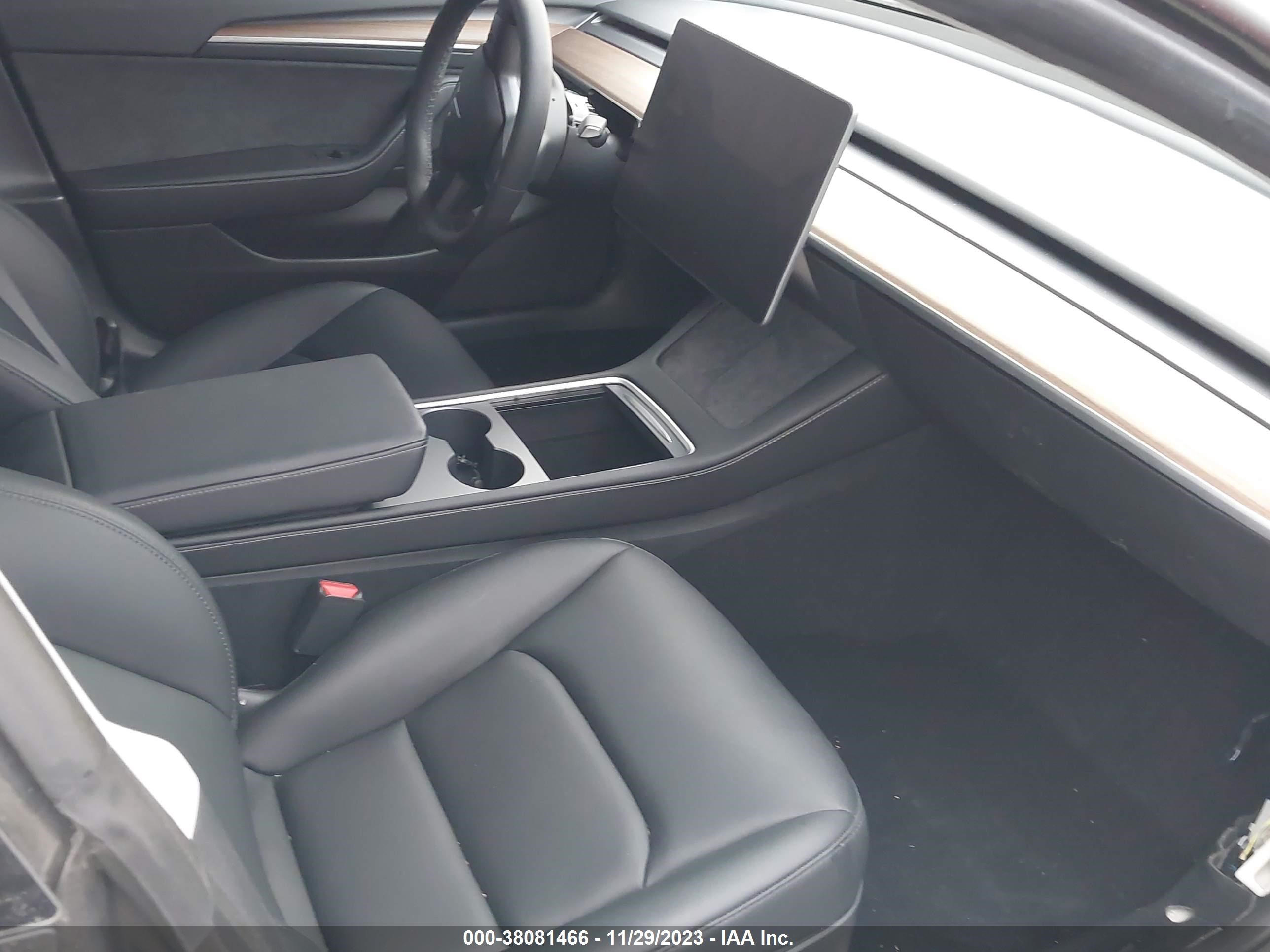 Photo 4 VIN: 5YJ3E1EA8PF542447 - TESLA MODEL 3 