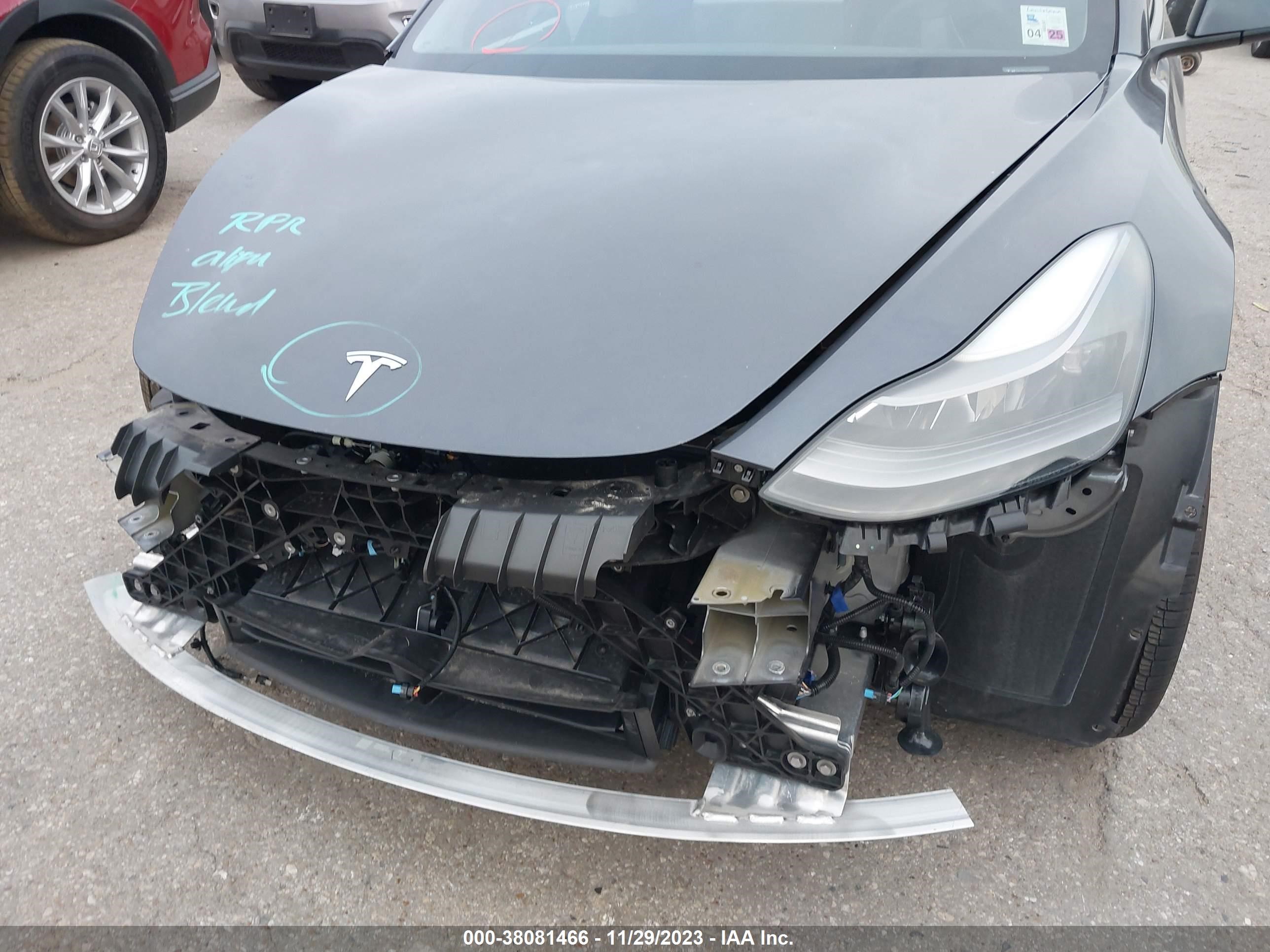 Photo 5 VIN: 5YJ3E1EA8PF542447 - TESLA MODEL 3 