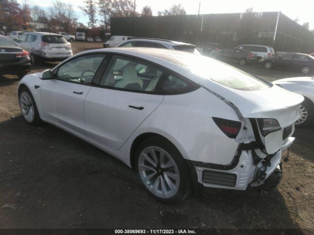 Photo 2 VIN: 5YJ3E1EA8PF562049 - TESLA MODEL 3 