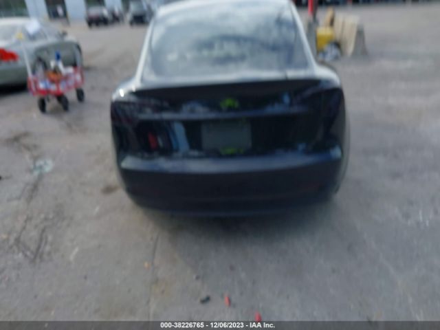 Photo 7 VIN: 5YJ3E1EA8PF572712 - TESLA MODEL 3 