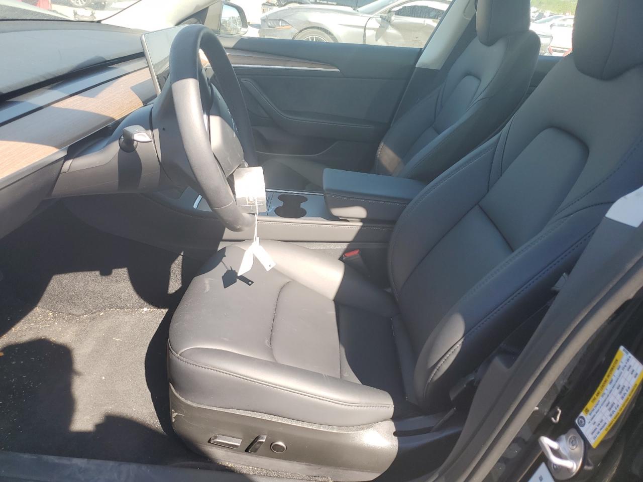 Photo 6 VIN: 5YJ3E1EA8PF697693 - TESLA MODEL 3 