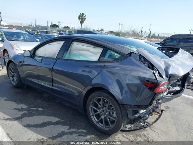 Photo 2 VIN: 5YJ3E1EA8PF704755 - TESLA MODEL 3 