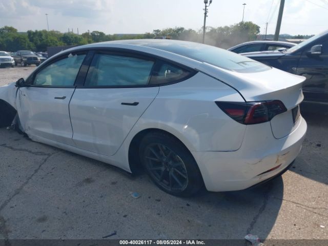 Photo 2 VIN: 5YJ3E1EA8PF705551 - TESLA MODEL 3 