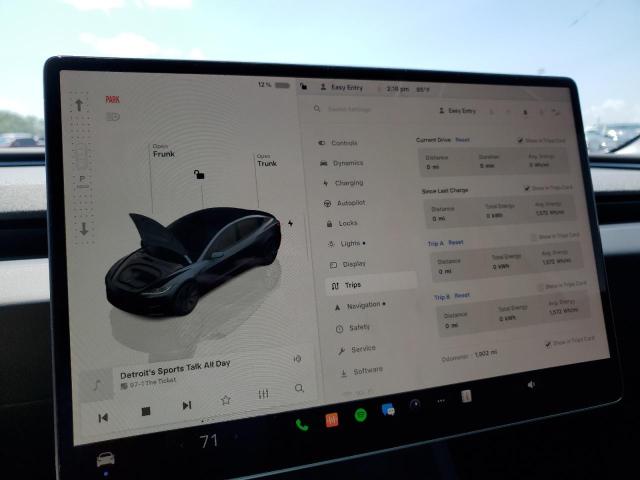 Photo 8 VIN: 5YJ3E1EA8RF758219 - TESLA MODEL 3 