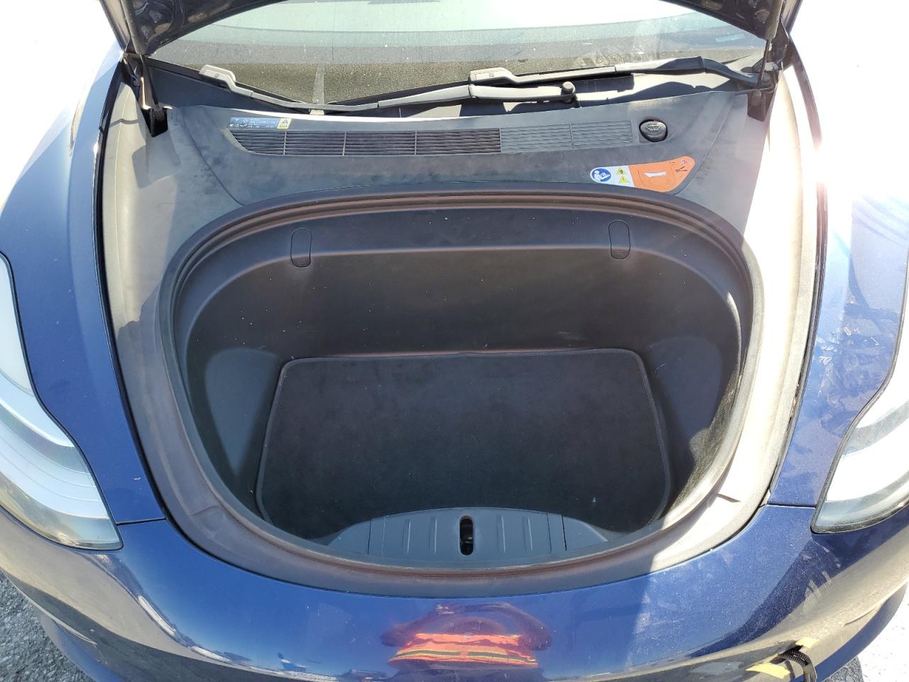 Photo 10 VIN: 5YJ3E1EA9HF002588 - TESLA MODEL 3 