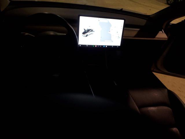 Photo 7 VIN: 5YJ3E1EA9JF017369 - TESLA MODEL 3 