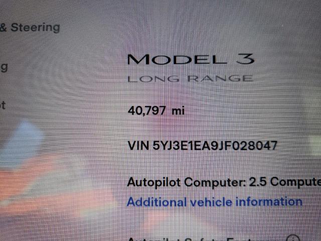 Photo 7 VIN: 5YJ3E1EA9JF028047 - TESLA MODEL 3 