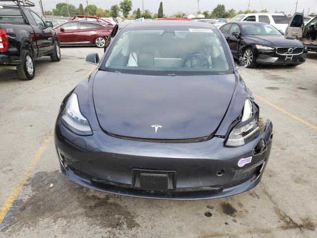 Photo 4 VIN: 5YJ3E1EA9JF036830 - TESLA MODEL 3 