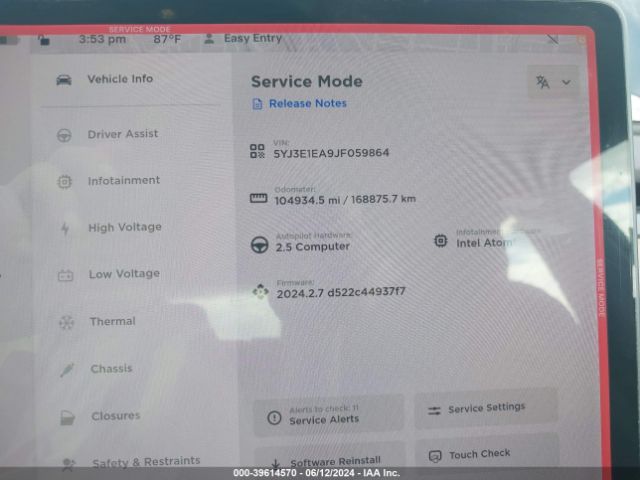 Photo 6 VIN: 5YJ3E1EA9JF059864 - TESLA MODEL 3 