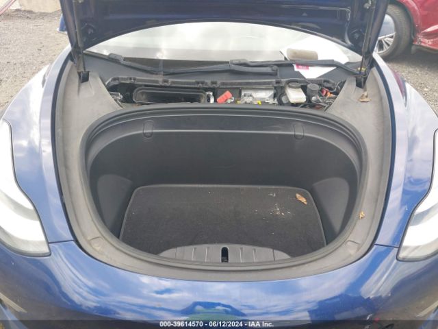 Photo 9 VIN: 5YJ3E1EA9JF059864 - TESLA MODEL 3 