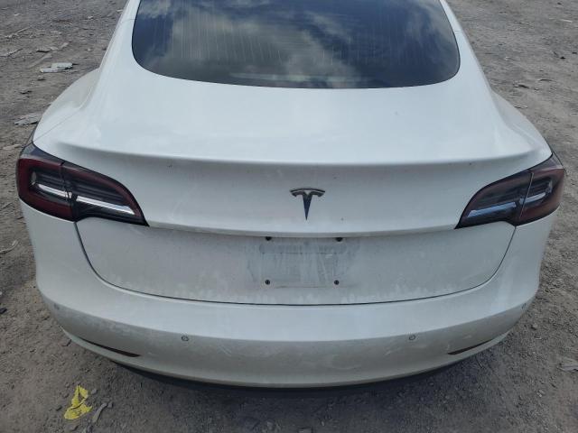 Photo 10 VIN: 5YJ3E1EA9JF076860 - TESLA MODEL 3 