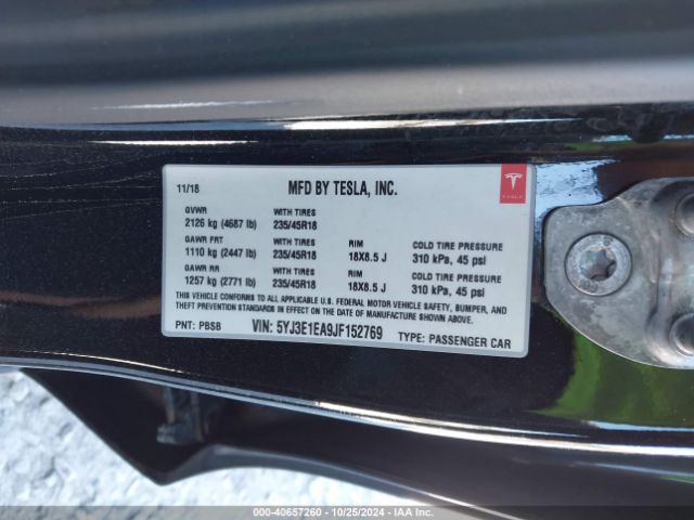 Photo 8 VIN: 5YJ3E1EA9JF152769 - TESLA MODEL 3 