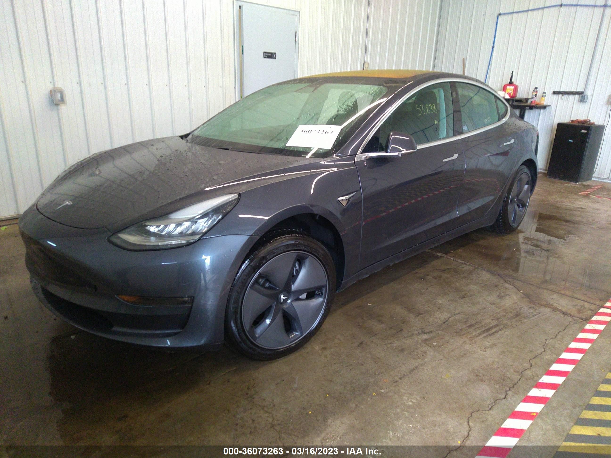 Photo 1 VIN: 5YJ3E1EA9JF153744 - TESLA MODEL 3 