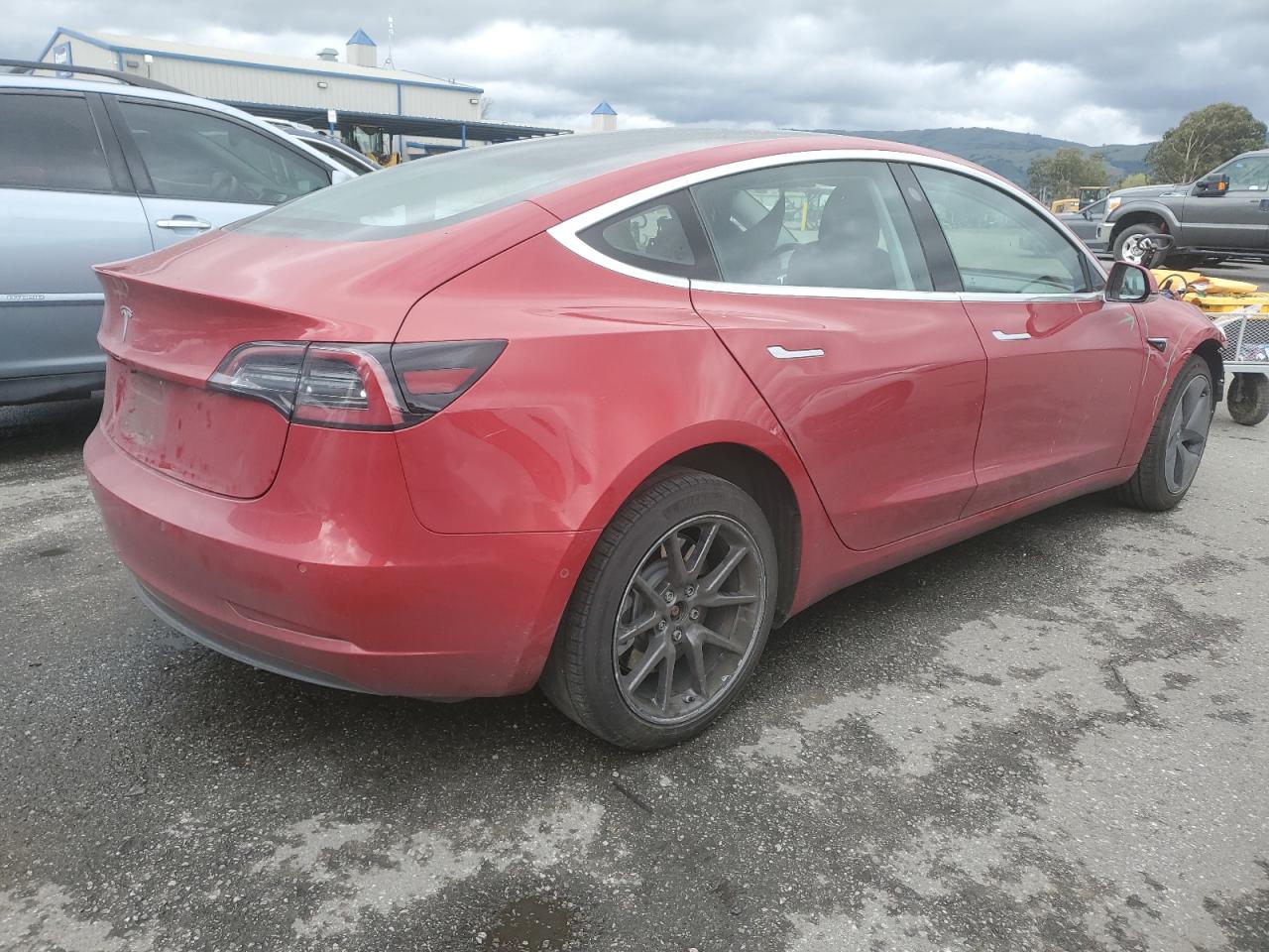 Photo 2 VIN: 5YJ3E1EA9JF159222 - TESLA MODEL 3 