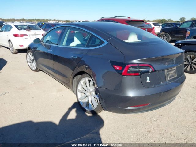 Photo 2 VIN: 5YJ3E1EA9JF181186 - TESLA MODEL 3 