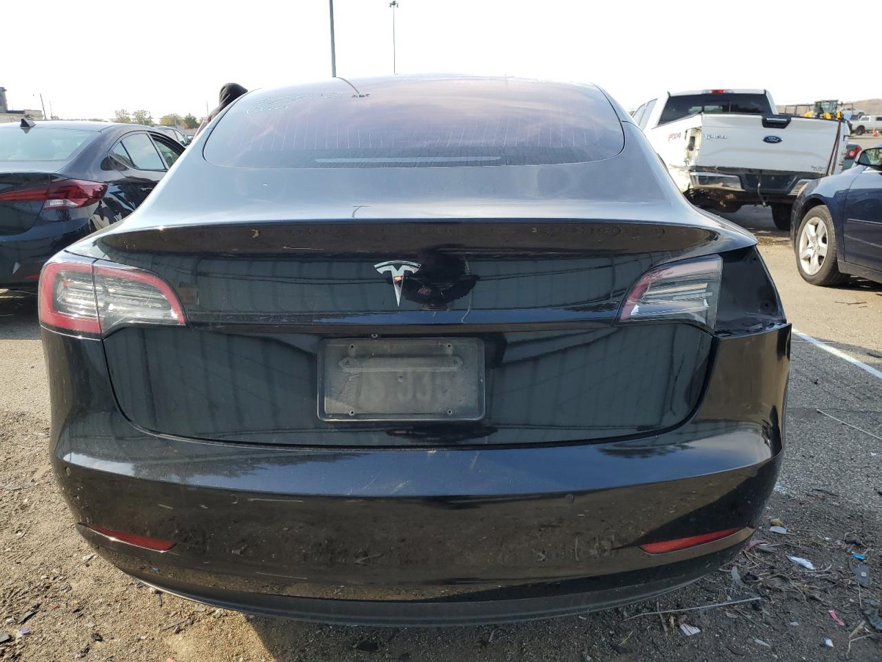 Photo 5 VIN: 5YJ3E1EA9KF305121 - TESLA MODEL 3 