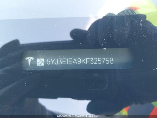 Photo 8 VIN: 5YJ3E1EA9KF325756 - TESLA MODEL 3 