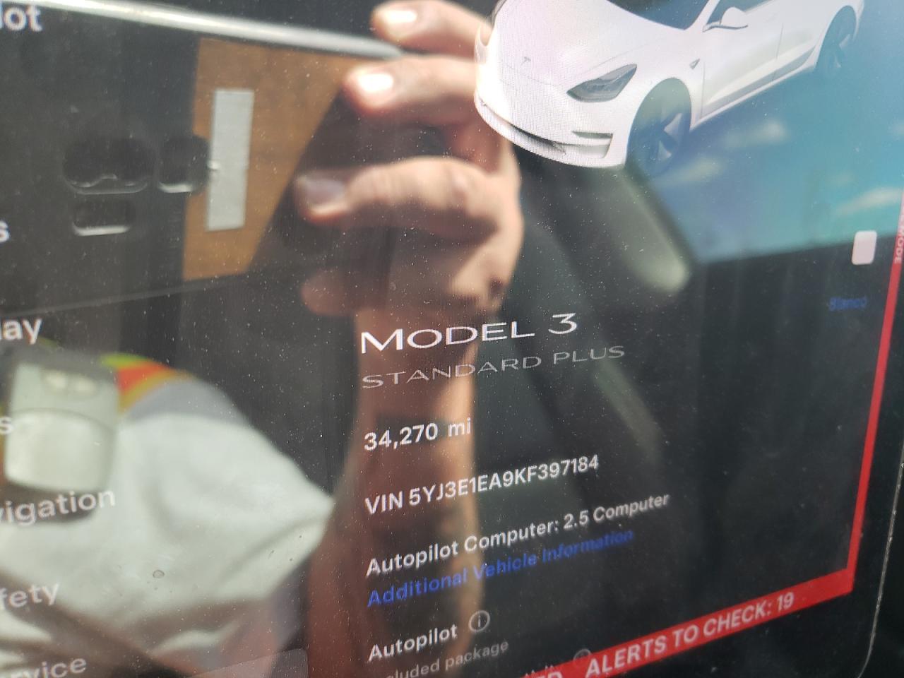 Photo 8 VIN: 5YJ3E1EA9KF397184 - TESLA MODEL 3 