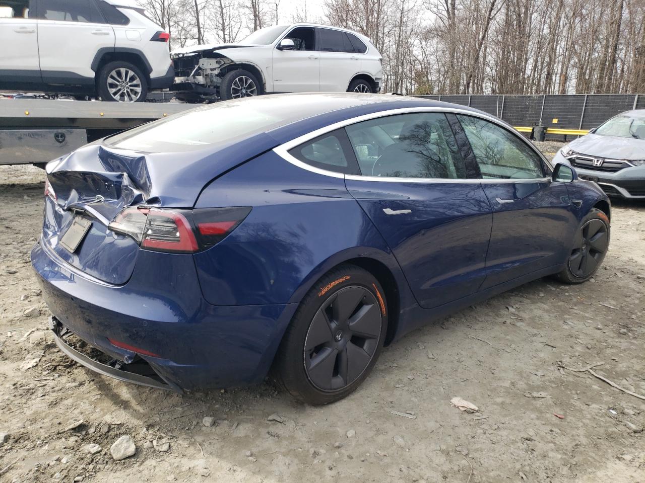 Photo 2 VIN: 5YJ3E1EA9KF411858 - TESLA MODEL 3 