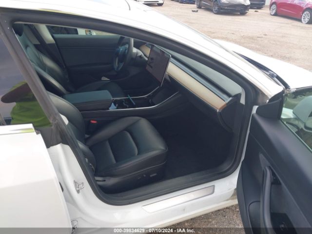 Photo 4 VIN: 5YJ3E1EA9KF482946 - TESLA MODEL 3 