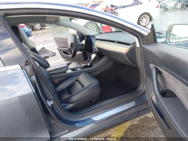 Photo 4 VIN: 5YJ3E1EA9LF657911 - TESLA MODEL 3 