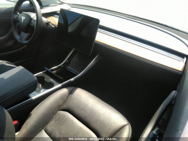 Photo 4 VIN: 5YJ3E1EA9LF660033 - TESLA MODEL 3 