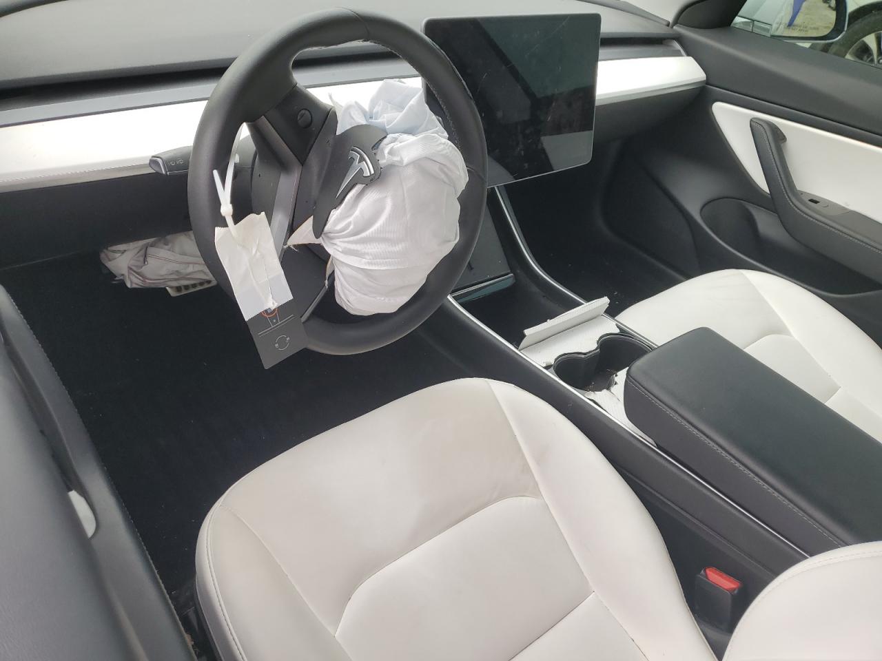 Photo 7 VIN: 5YJ3E1EA9LF709943 - TESLA MODEL 3 