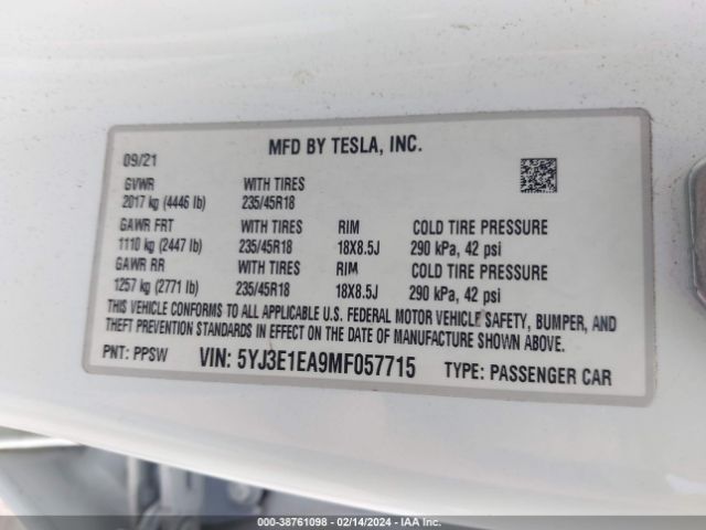 Photo 8 VIN: 5YJ3E1EA9MF057715 - TESLA MODEL 3 