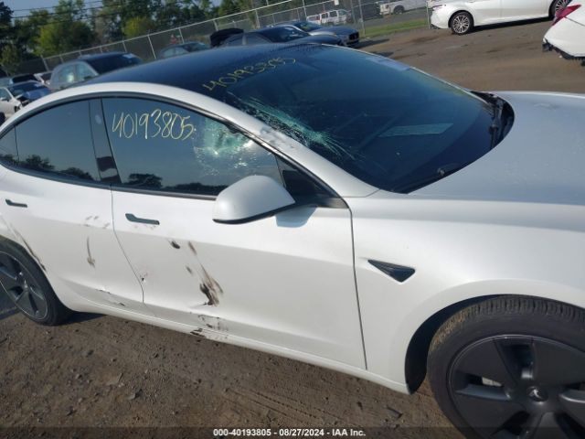 Photo 5 VIN: 5YJ3E1EA9MF094568 - TESLA MODEL 3 