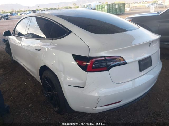 Photo 2 VIN: 5YJ3E1EA9MF837097 - TESLA MODEL 3 