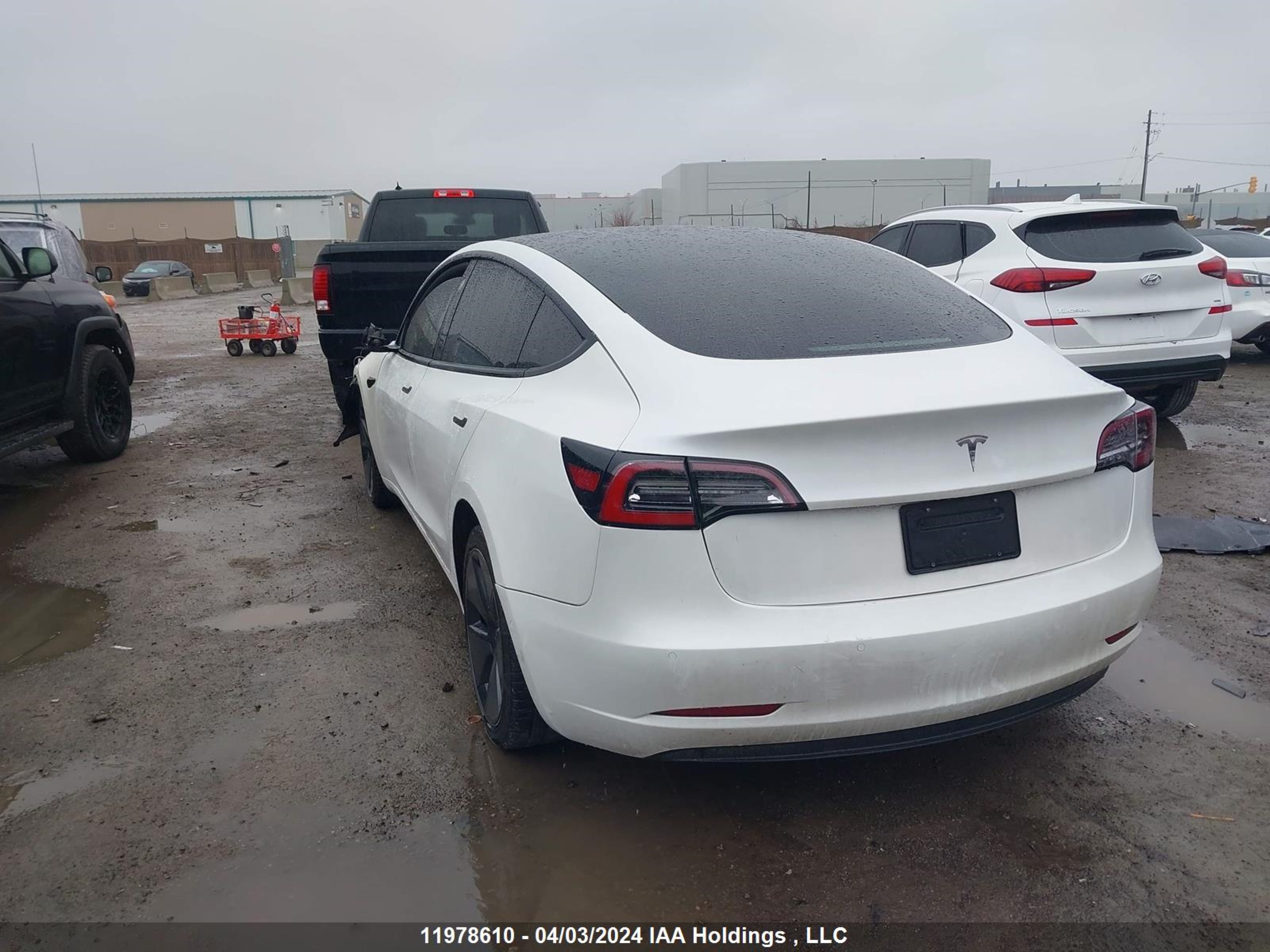 Photo 2 VIN: 5YJ3E1EA9MF852442 - TESLA MODEL 3 