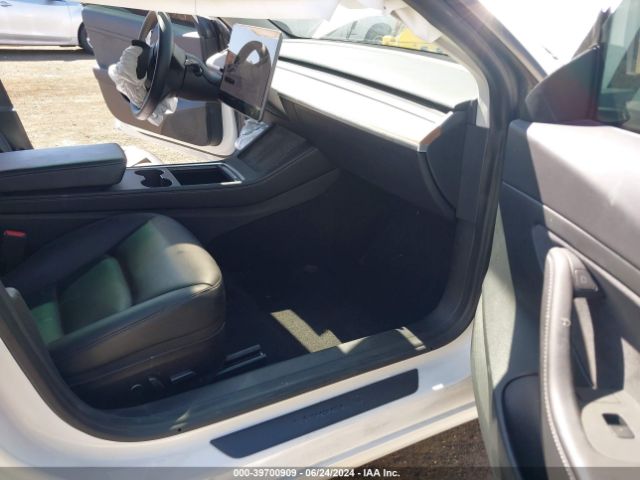 Photo 4 VIN: 5YJ3E1EA9MF867393 - TESLA MODEL 3 