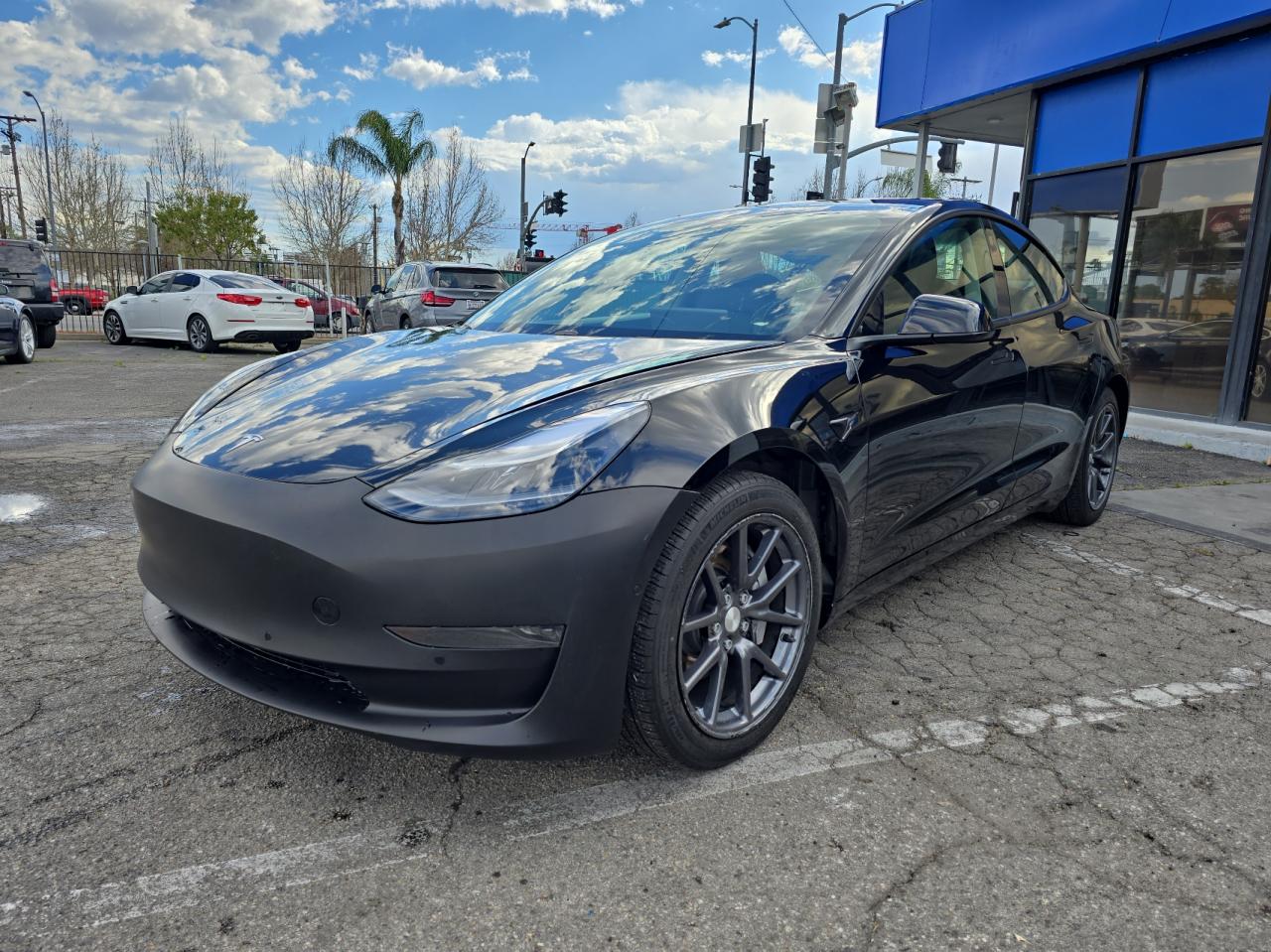 Photo 2 VIN: 5YJ3E1EA9MF876482 - TESLA MODEL 3 