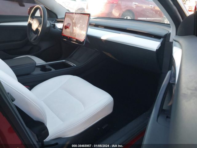 Photo 4 VIN: 5YJ3E1EA9NF133872 - TESLA MODEL 3 