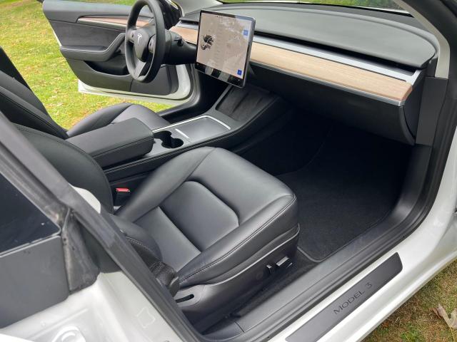 Photo 4 VIN: 5YJ3E1EA9NF188676 - TESLA MODEL 3 