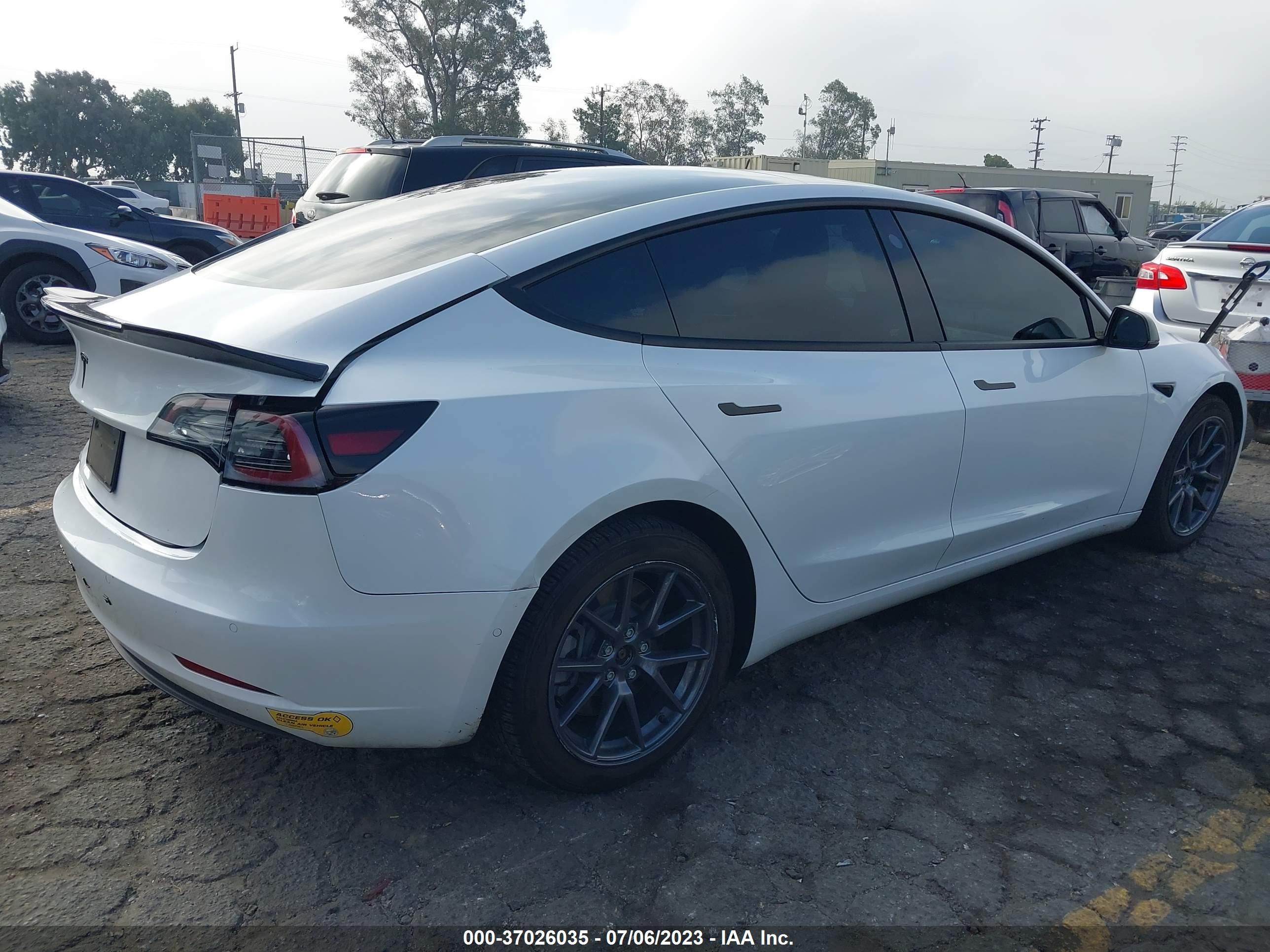 Photo 3 VIN: 5YJ3E1EA9NF193294 - TESLA MODEL 3 