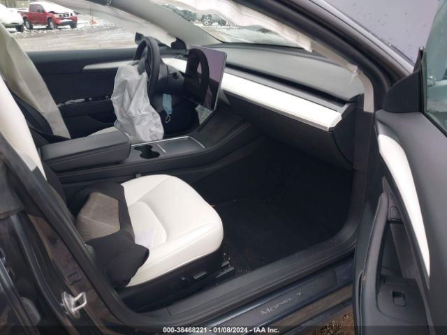 Photo 4 VIN: 5YJ3E1EA9NF199385 - TESLA MODEL 3 