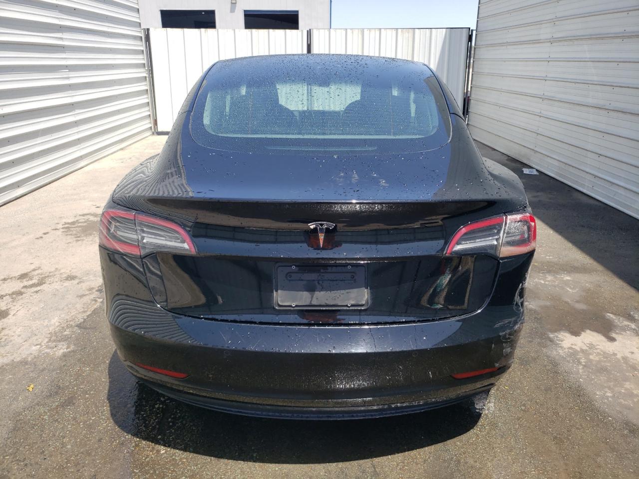 Photo 5 VIN: 5YJ3E1EA9NF304457 - TESLA MODEL 3 