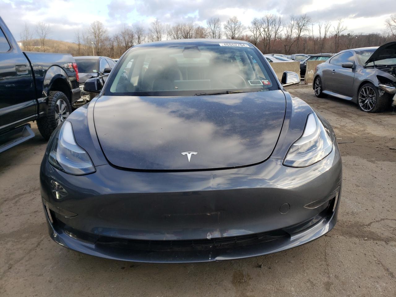 Photo 4 VIN: 5YJ3E1EA9PF395359 - TESLA MODEL 3 