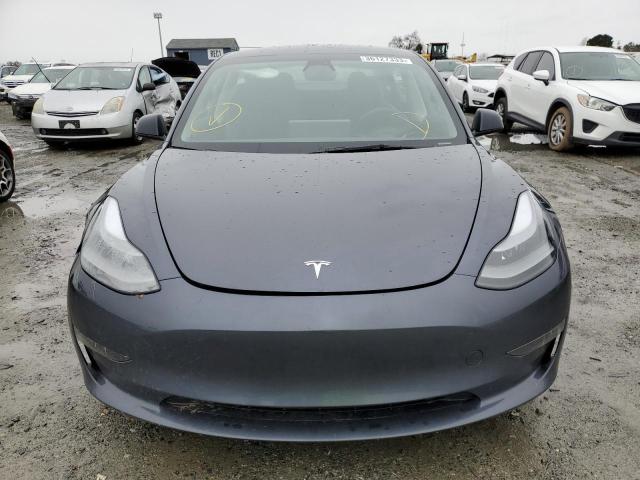 Photo 4 VIN: 5YJ3E1EA9PF396883 - TESLA MODEL 3 