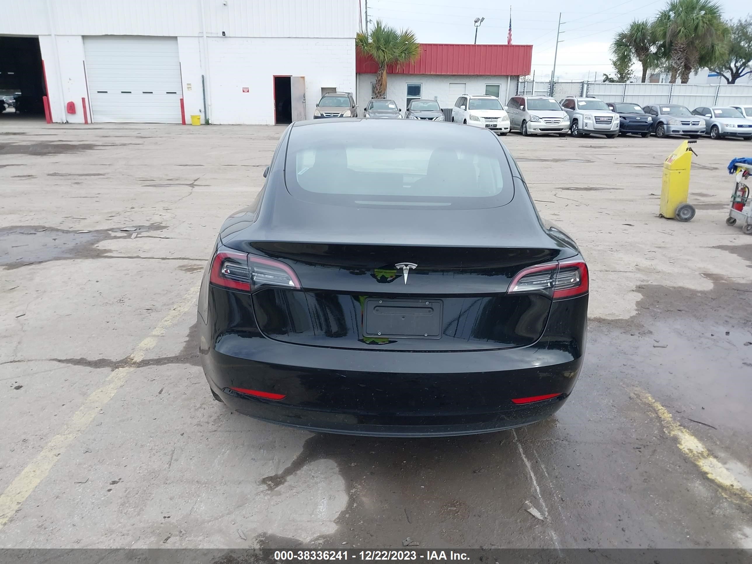 Photo 15 VIN: 5YJ3E1EA9PF434810 - TESLA MODEL 3 