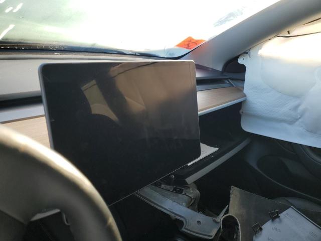 Photo 8 VIN: 5YJ3E1EA9PF435908 - TESLA MODEL 3 