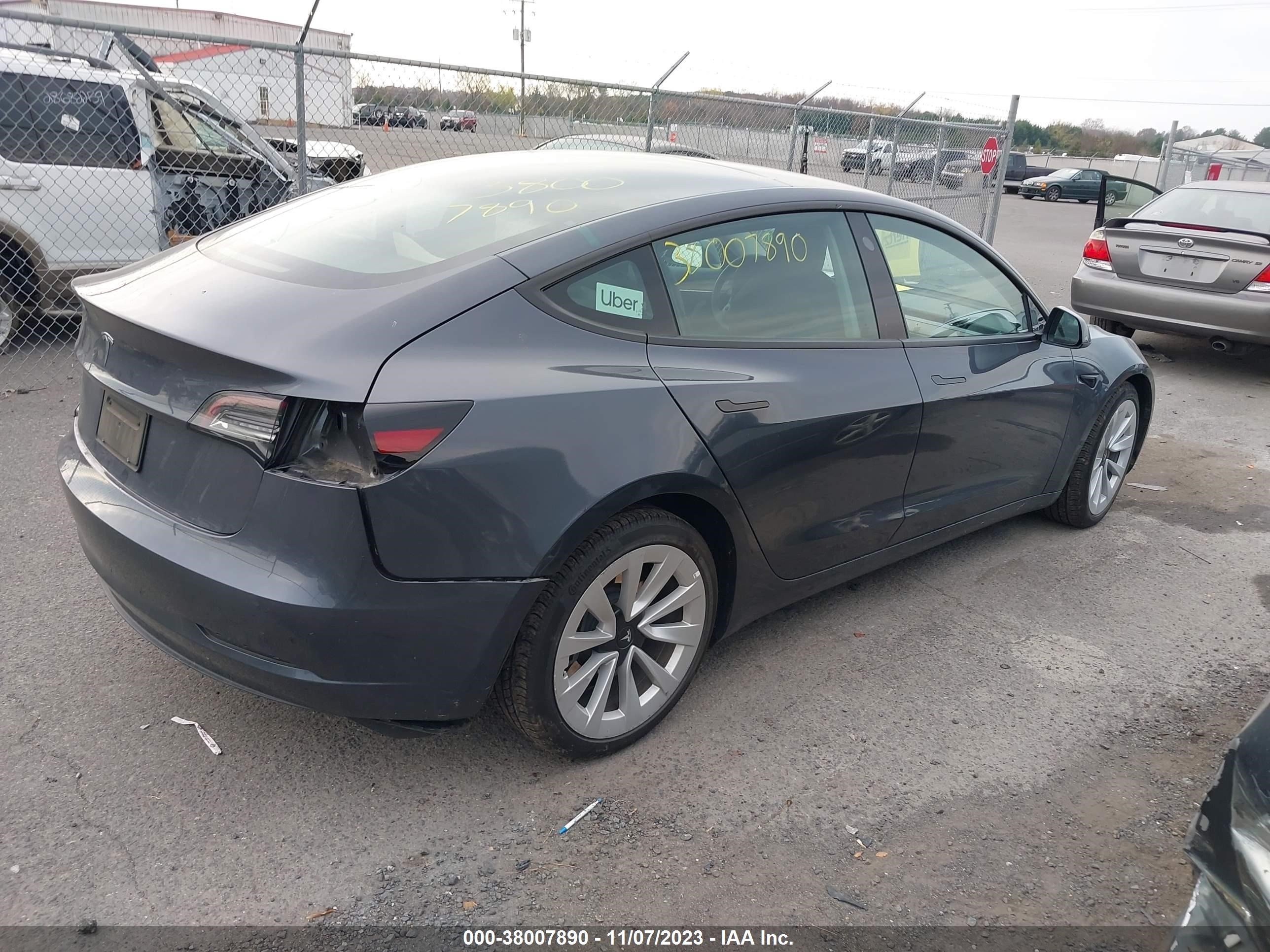 Photo 3 VIN: 5YJ3E1EA9PF446875 - TESLA MODEL 3 