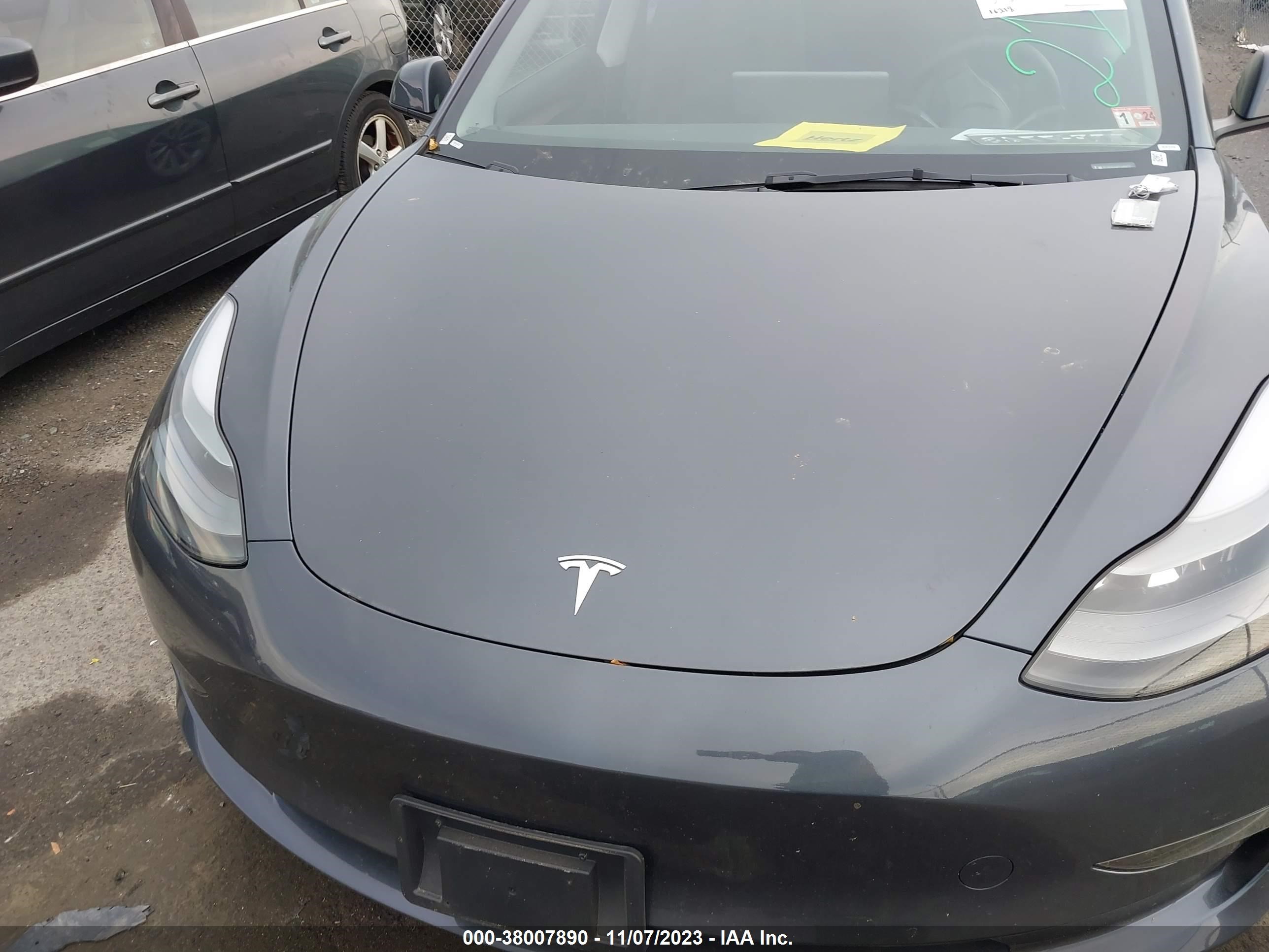 Photo 9 VIN: 5YJ3E1EA9PF446875 - TESLA MODEL 3 