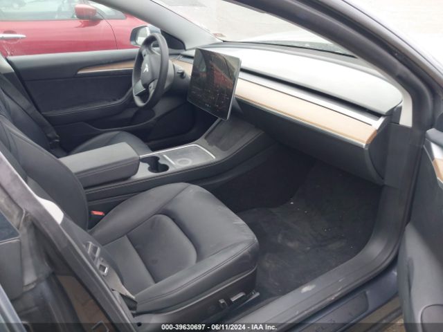 Photo 4 VIN: 5YJ3E1EA9PF446875 - TESLA MODEL 3 