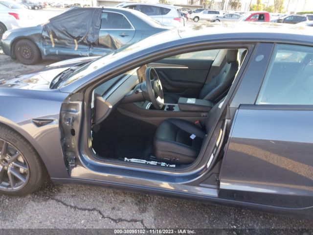 Photo 5 VIN: 5YJ3E1EA9PF463112 - TESLA MODEL 3 