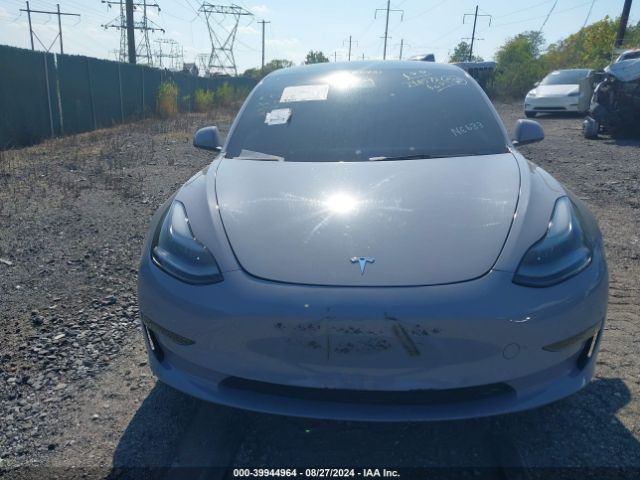 Photo 5 VIN: 5YJ3E1EA9PF555921 - TESLA MODEL 3 