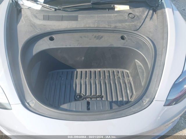 Photo 9 VIN: 5YJ3E1EA9PF555921 - TESLA MODEL 3 